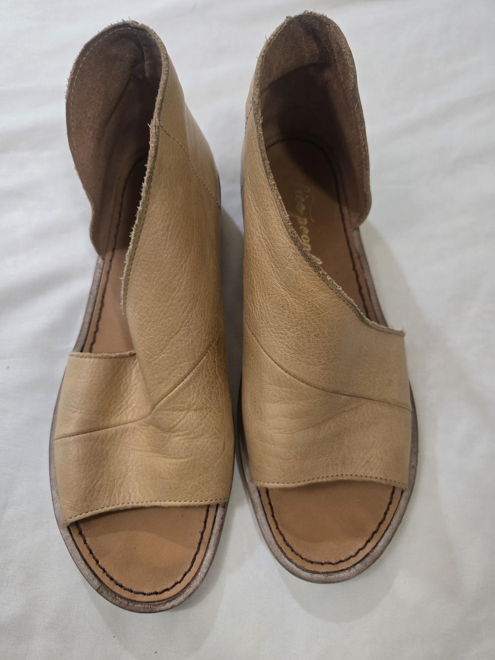 Free People Tan Leather Open-Toe Sandals 6.5-7